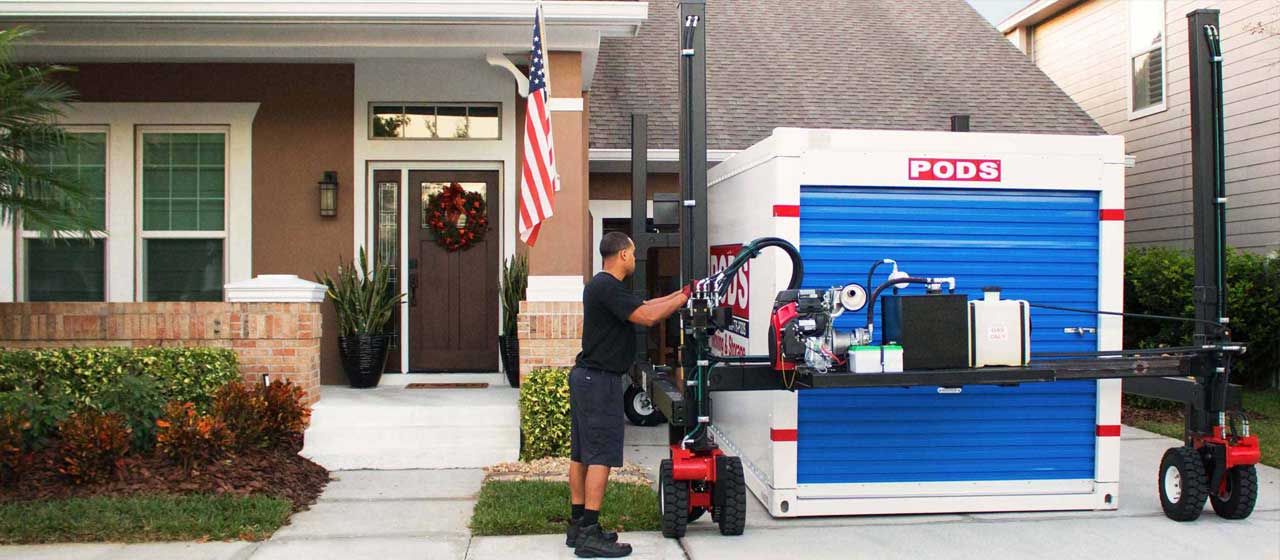 Portable storage containers
