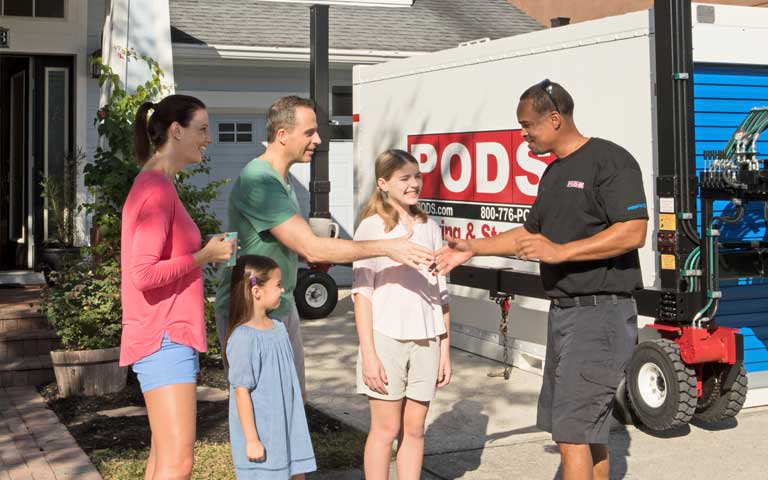 Military moving and storage with PODS